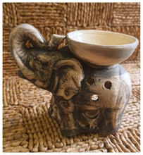 Load image into Gallery viewer, Elephant ceramic oil burner
