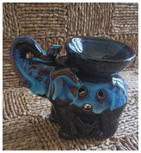 Load image into Gallery viewer, Elephant ceramic oil burner