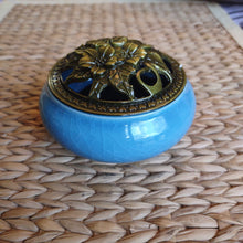 Load image into Gallery viewer, Ceramic incense burner