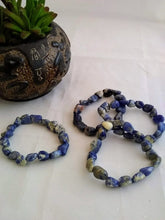 Load image into Gallery viewer, Bracelets gemstones tumbled
